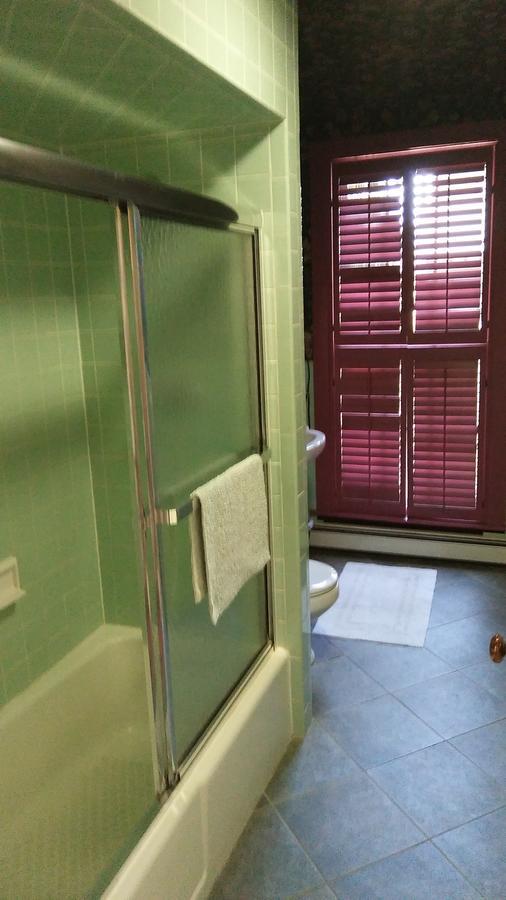 Double or Twin Room with Shared Bathroom